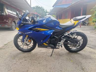 Honda CBR150R