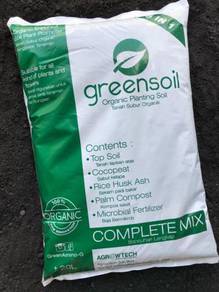 Tanah Hitam Campuran Baja Organik Subur Greensoil