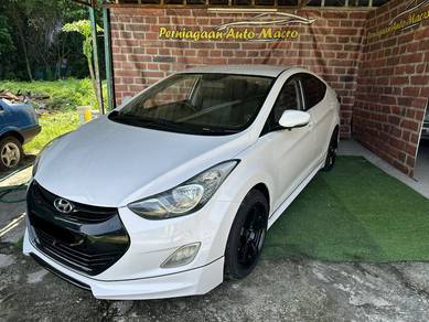Hyundai Elantra HIGH SPEC in Ipoh, PRK