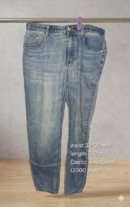 [Low Price] Classic Washed Light Blue Women Jeans,