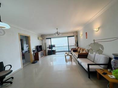Condominium For Sale in The Straits View Condominium