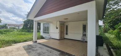 Bungalow House For Sale in Lenggeng,NSN