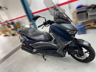 Yamaha XMAX