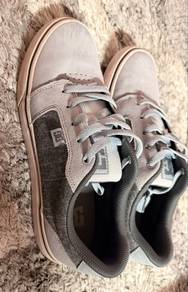 Kasut DC original Size 8 UK