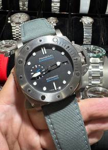 Panerai Submersible Titanium 47mm PAM02305