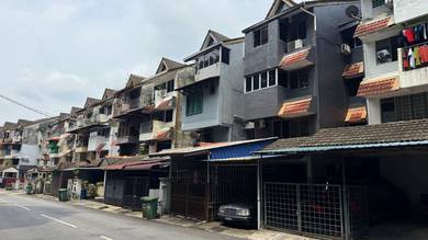 Townhouse For Sale in Cheras,KUL