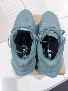 Novablast 6 saiz 8.5UK