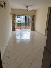 Condominium For Sale in Pangsapuri Cengal
