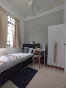 Apartment For Rent in Mentari Court