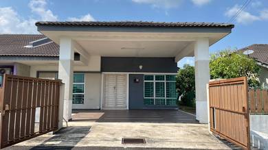 Semi-Detached House For Sale in Masjid Tanah,MLK