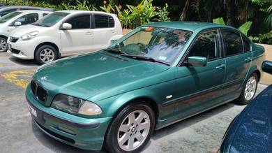 BMW 318i 18i (CKD) in Setiawangsa, KUL