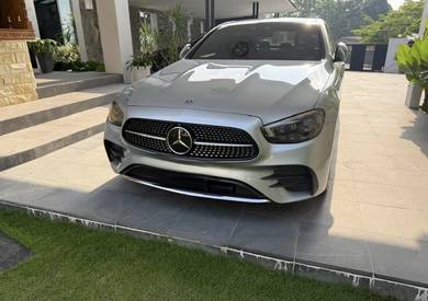 Mercedes Benz E300 300 AMG LINE COUPE PREMIUM PLUS in Petaling Jaya, SGR