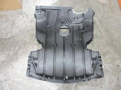 BMW 3-Series E90 Engine Lower Cover Undercarriage
