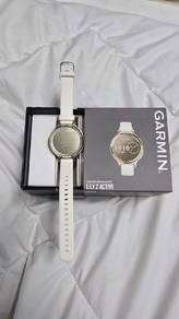 Garmin Lily 2 Active GPS (Negotiable)