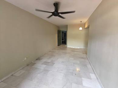 Condominium For Sale in Ketumbar Heights