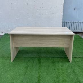 YE43M Meja Tulis Pejabat 5 Ft Office Writing Table