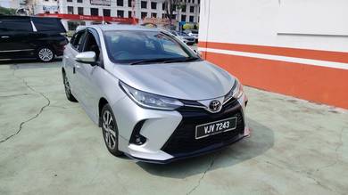 Toyota Yaris E in Kepala Batas, PNG