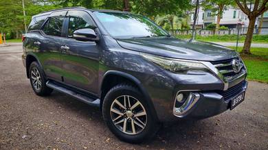 Toyota Fortuner SRZ 4X4 in Batu Pahat, JHR