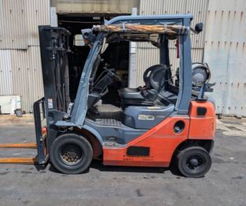 TOYOTA FORKLIFT 8FG20 LPG Container mast