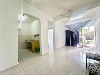 Apartment For Sale in Pangsapuri Seri Mewah (Blok B)