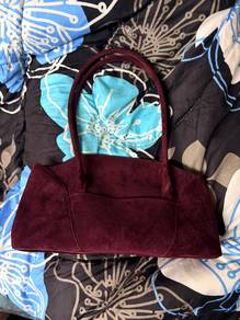 sometimes ble suede in burgundy