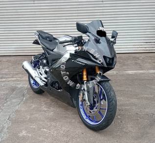 Yamaha R15