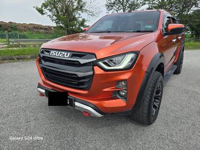 Isuzu D-Max AT PLUS in Serdang, SGR