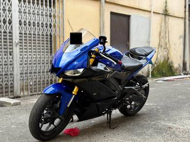 Yamaha R25