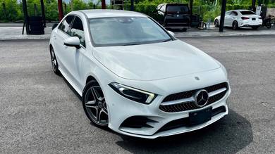 Mercedes Benz A180 180 AMG LINE (CBU) in City Centre, KUL