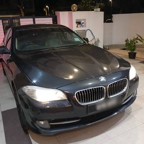 BMW 520i 20i M-SPORT in Setia Alam, SGR