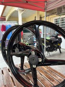 Rim 4 batang enkei