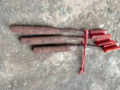 Pisau toreh antik