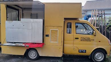 lori food truck 2019