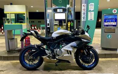 CFMOTO 675SR-R