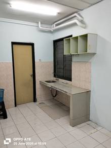 Apartment For Sale in Vista Pinggiran