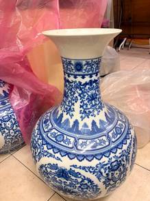 Blue & White Porcelain Vase 35x35x56cm