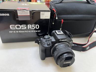 Canon R50