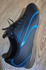PUMA VITORIA FG/AG sukan futsal shoe kasut