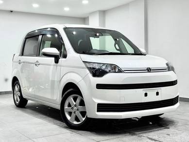 2016 Toyota Spade G