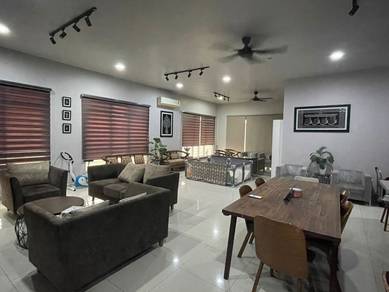Condominium For Sale in Suasana Lumayan