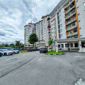 Apartment For Rent in Estana Court