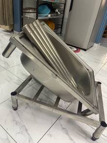 Singki Stainless Steel Komersial Berkaki