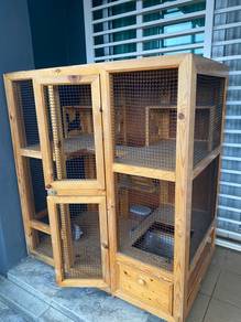 Sangkar untuk dijual