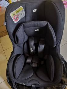 Baby car seat joie