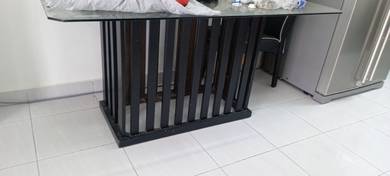 FREE Dining table and chairs 