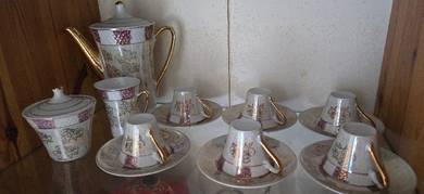 antik tea pot set