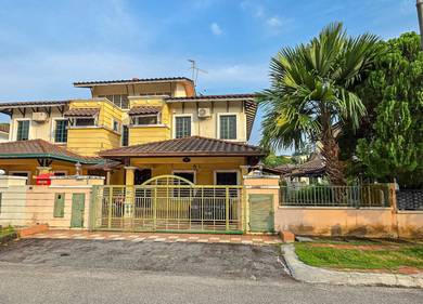 Semi-Detached House For Sale in Ampang,SGR