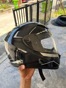 Helmet Grayfosh
