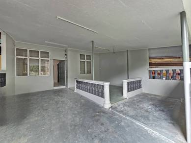1-storey Terraced House For Sale in Cheng,MLK