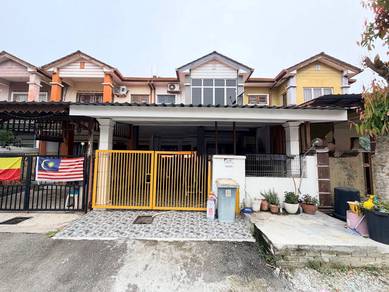 2-storey Terraced House For Sale in Banting,SGR